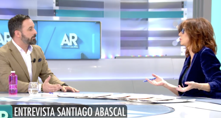 Santiago Abascal, sin máscaras: "Vox dice no al matrimonio gay"
