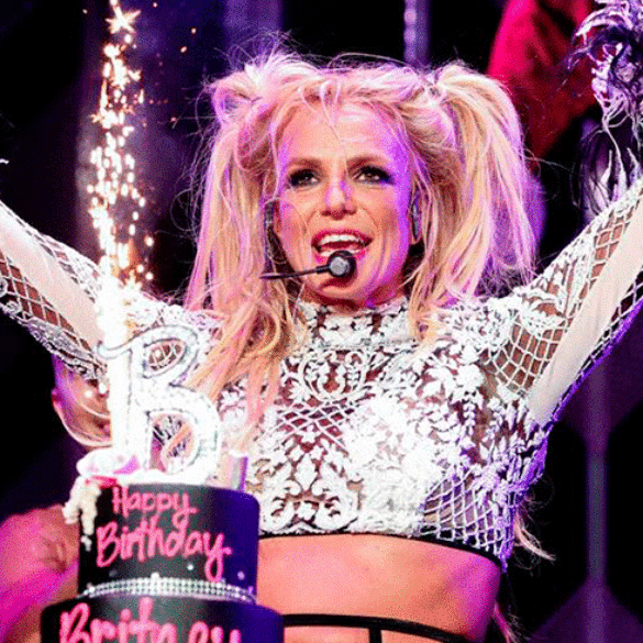 Britney Spears: 41 años en 41 gifs