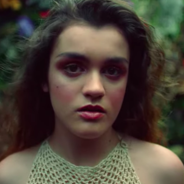 Escucha 'El relámpago', el primer single de Amaia Romero