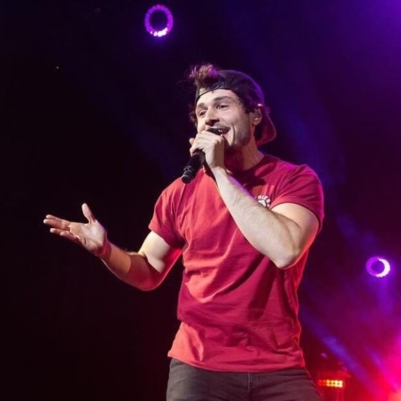 Se filtra la posible puesta en escena de 'La venda' de Miki Núñez en Eurovisión
