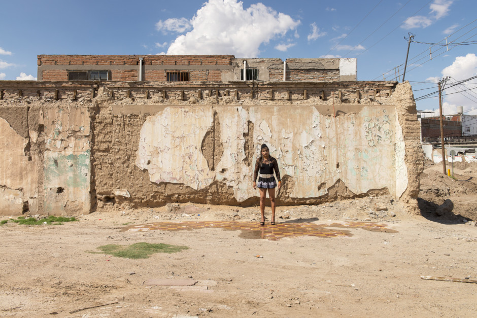 Teresa Margolles convierte los fluidos corporales en arte social