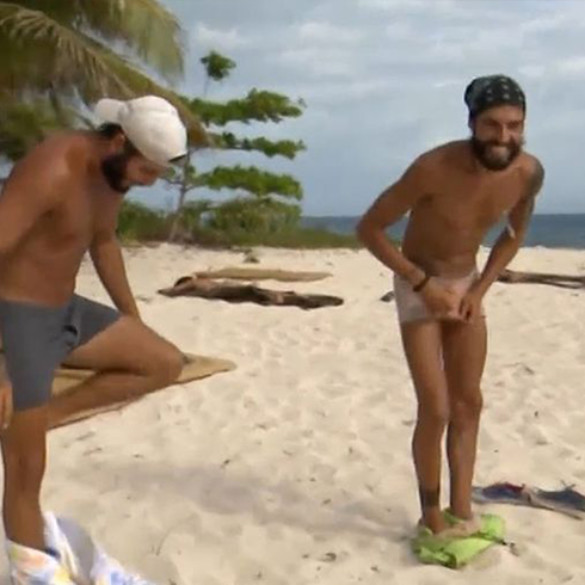 Omar y Fabio se despiden de 'Supervivientes' desnudos