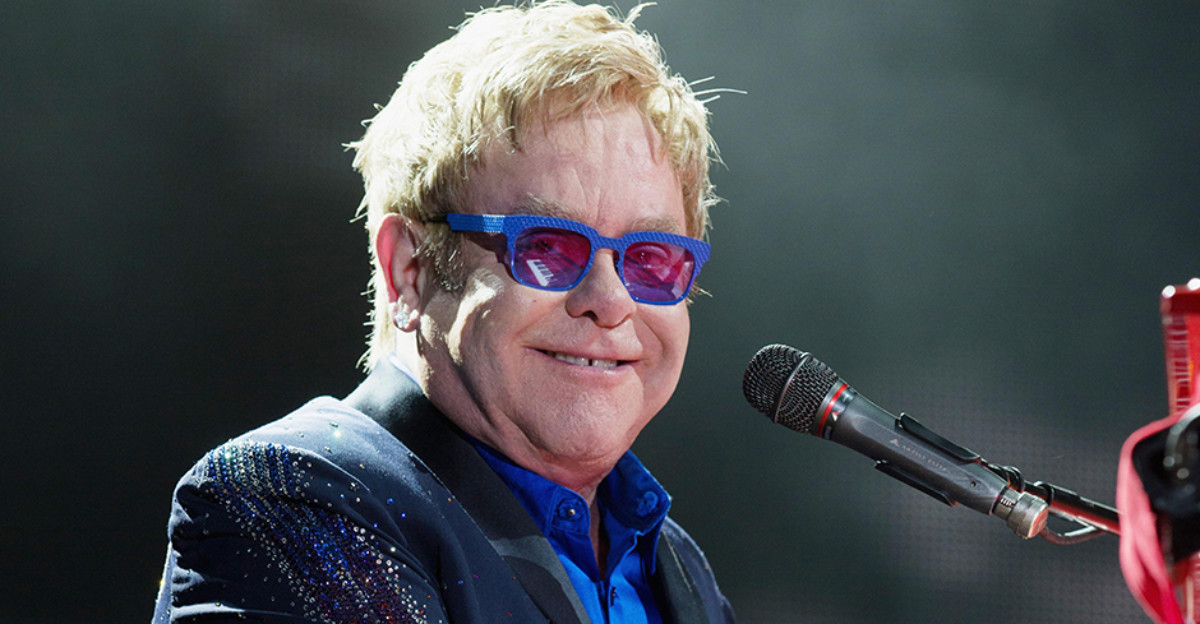 Elton John celebra sus 29 años de sobriedad