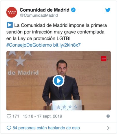 La multa histórica de la Comunidad de Madrid a la 'coach' que ofrecía terapias para curar la homosexualidad