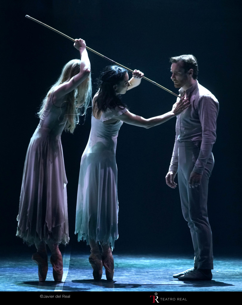 Tamara Rojo reinventa 'Giselle' y apaga el conato de bronca en el Teatro Real