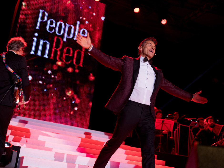 Los momentazos de la gala People In Red (y la gran noticia en la lucha contra el sida)