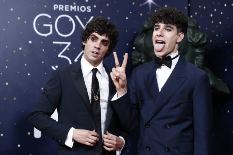 Los Javis demuestran en los Premios Goya que el maquillaje no tiene género