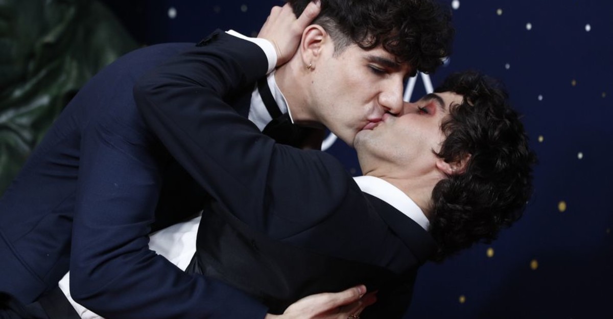 Los Javis demuestran en los Premios Goya que el maquillaje no tiene género