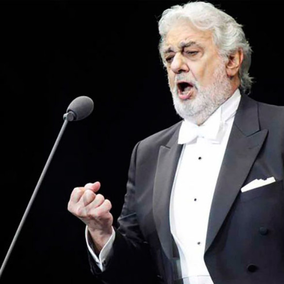 Plácido Domingo cancela su 'Traviata' del Teatro Real