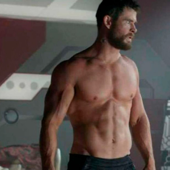 Los tips que sigue Chris Hemsworth para mantener sus músculos entre viaje y rodaje
