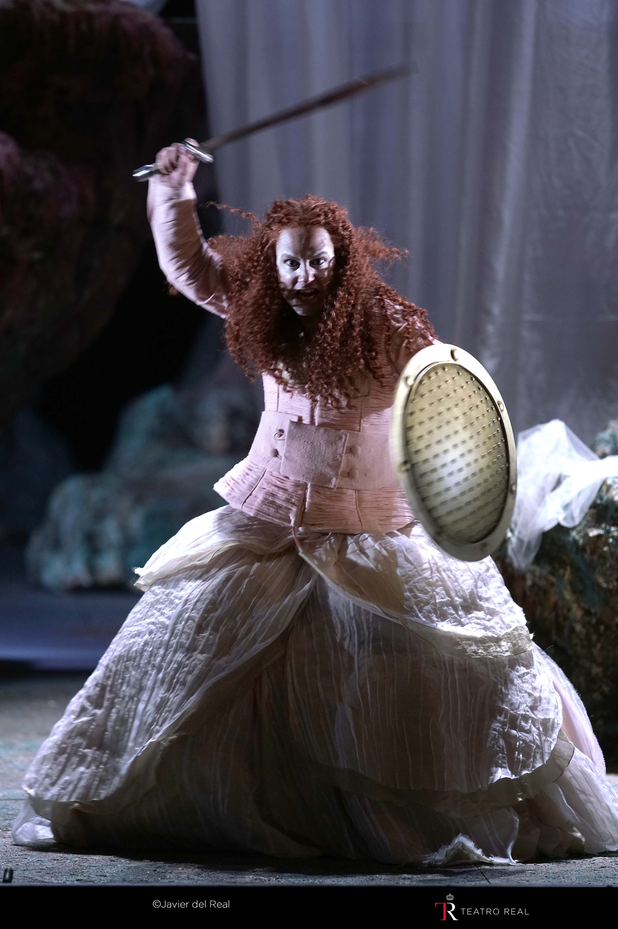 'Aquiles en Esciros', una ópera queer: las barrocas drags y travestis de 1744 llegan al escenario del Teatro Real