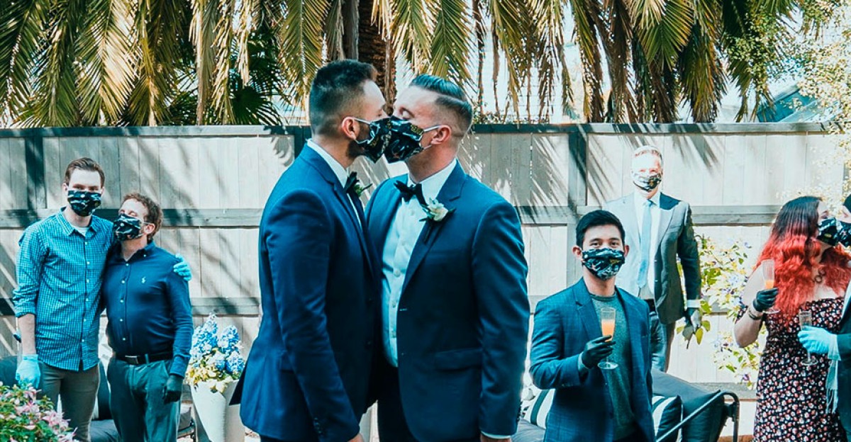 Así ha vivido esta pareja gay su boda en tiempos de confinamiento por el coronavirus