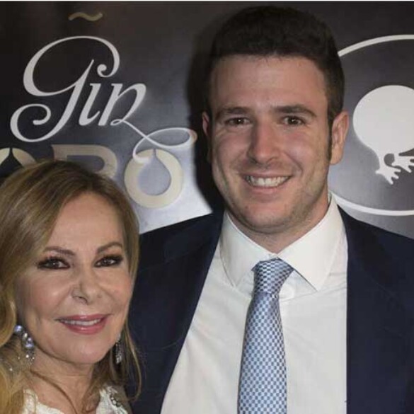 Muere el hijo de Ana Obregón, Álex Lequio, tras dos años luchando contra el cáncer