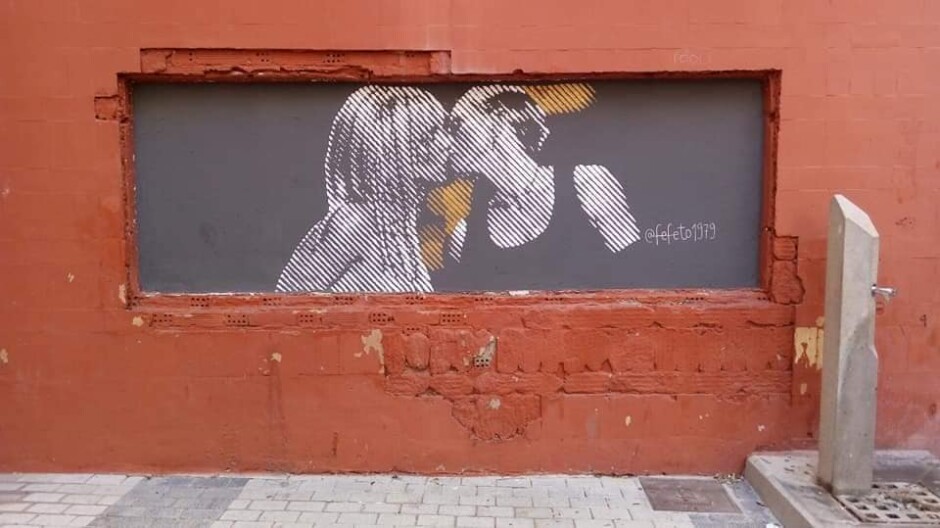 El mural LGTBI de Fefeto que fue vandalizado en Ibi vuelve a lucir orgulloso