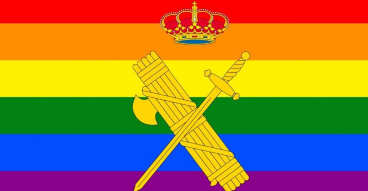 Polémica por el homenaje al Orgullo de la Guardia Civil y por las banderas LGTBI en los ayuntamientos