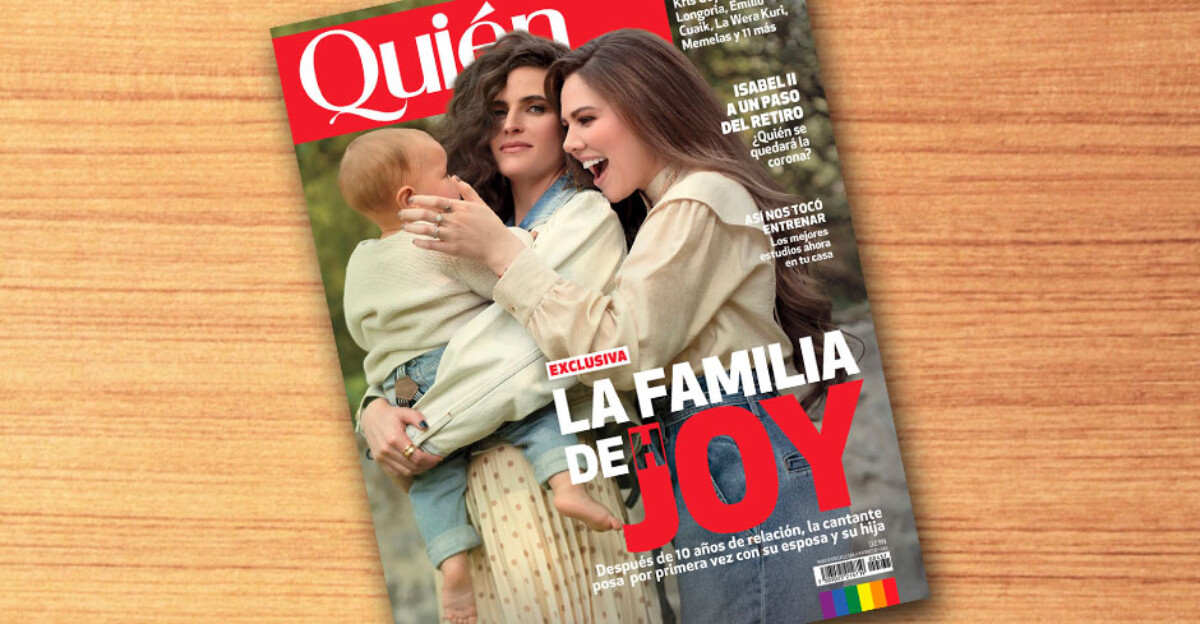 Una familia homoparental hace historia al posar, en el mes del Orgullo, en portada de una revista en México