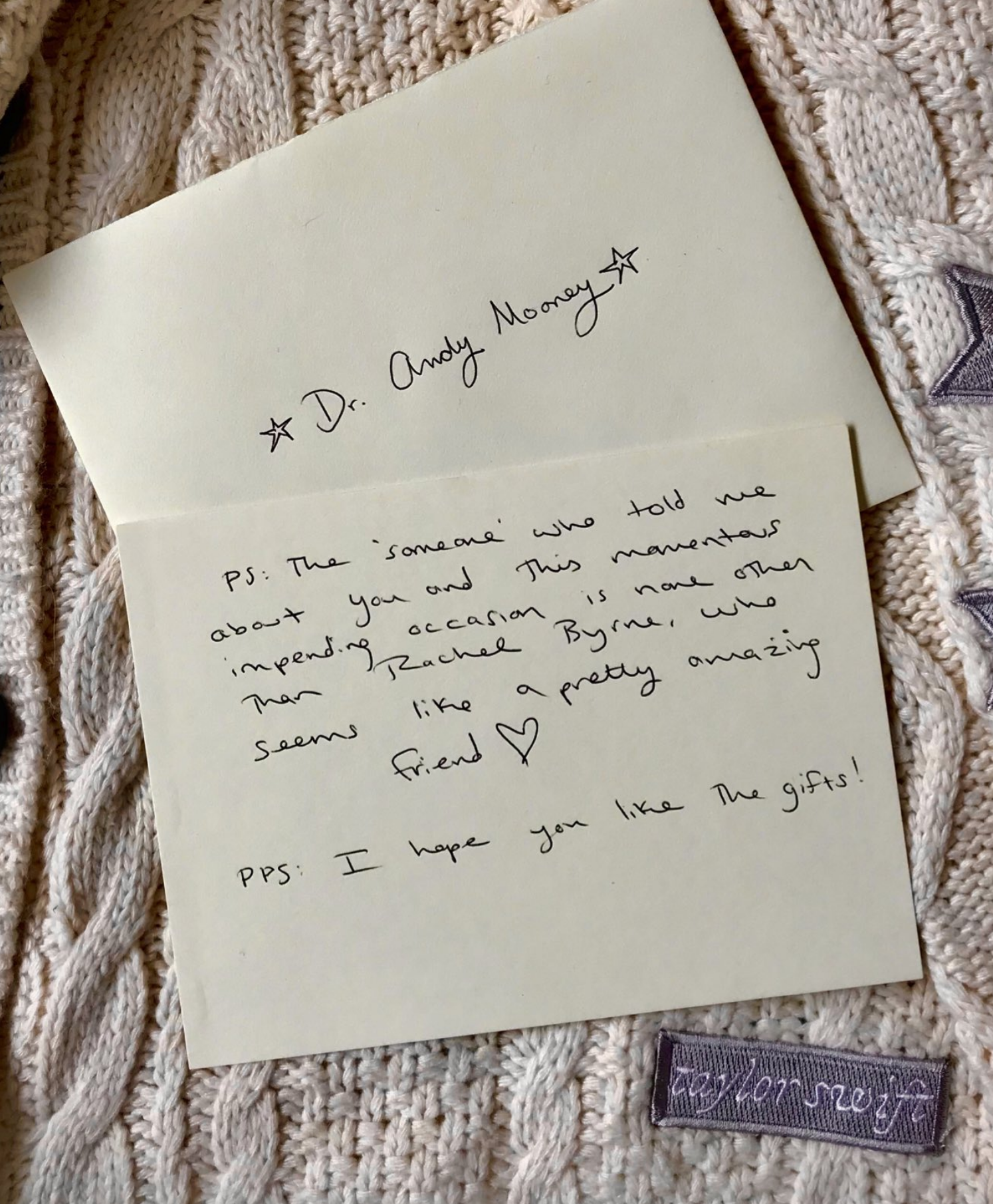 La emotiva carta de Taylor Swift a un superfán gay (escrita de su puño y letra)