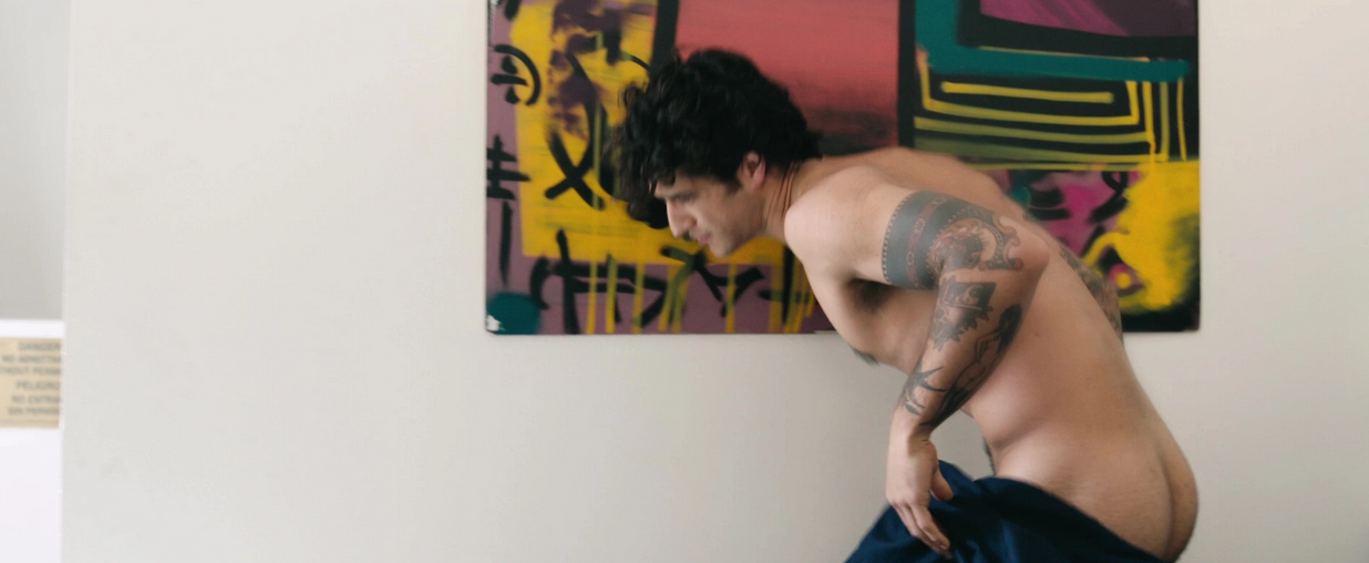 Las fotos del actor Tyler Posey ('Teen Wolf') desnudo en su nueva película, 'Alone'