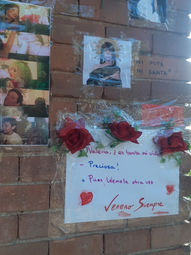 En el cuarto aniversario de la muerte de Cristina La Veneno, aumentan las visitas y homenajes en el Parque del Oeste