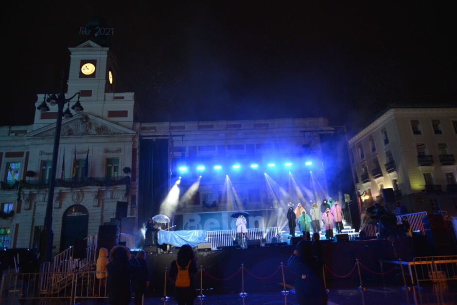 Nacho Cano hace historia en la Puerta del Sol (y aquí puedes ver el vídeo de la actuación)