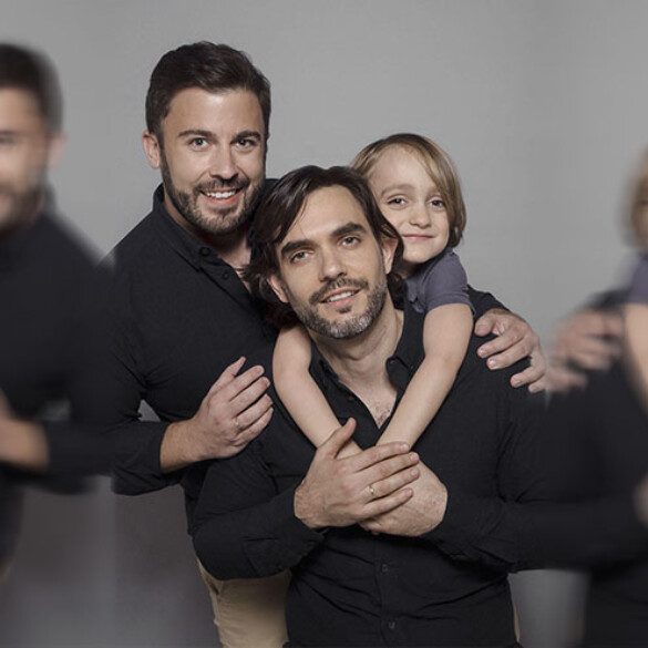 Marcos, Alberto y Gonzalo son @twodadsspain, una familia que celebra la diversidad en Instagram