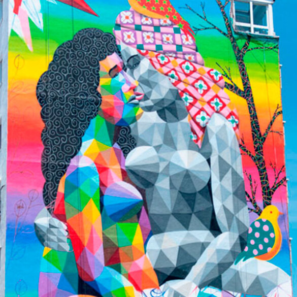 Okuda San Miguel presenta en Madrid el mural 'The Multicolored Kiss': "Defiendo un mundo más abierto a la diversidad"