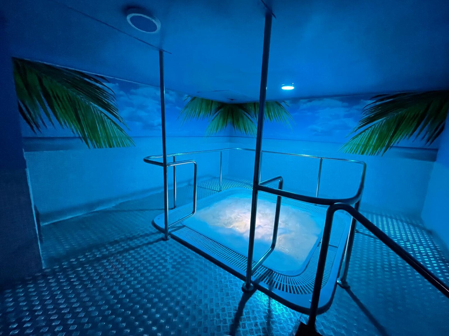 CenterBeach descubre la primera sauna gay temática de Madrid Shangay