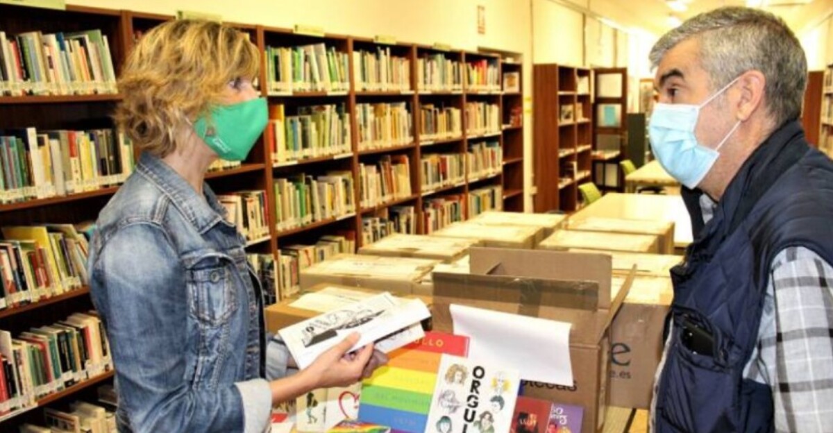 Escritores convocan acto de repulsa ante la retirada de sus libros LGTB en Castellón