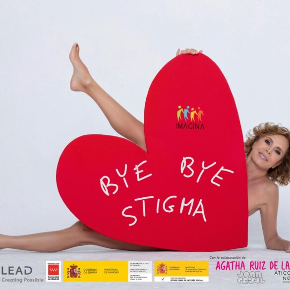 Ágatha Ruiz de la Prada se desnuda para la campaña de la ONG Imagina MÁS contra la serofobia