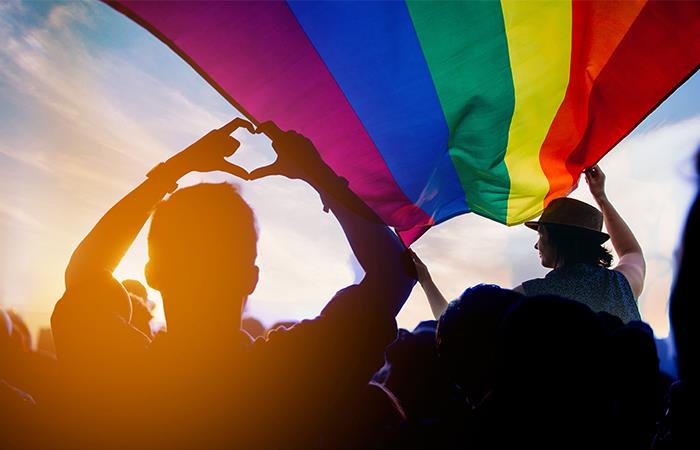 Agresión homófoba en Motril a una pareja lesbiana: "Dijo que nos hacía falta un hombre y empezó a pegarnos"
