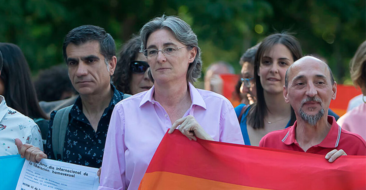 La concejala Marta Higueras denuncia al Ayuntamiento de Madrid por negarse a colgar la bandera arcoíris