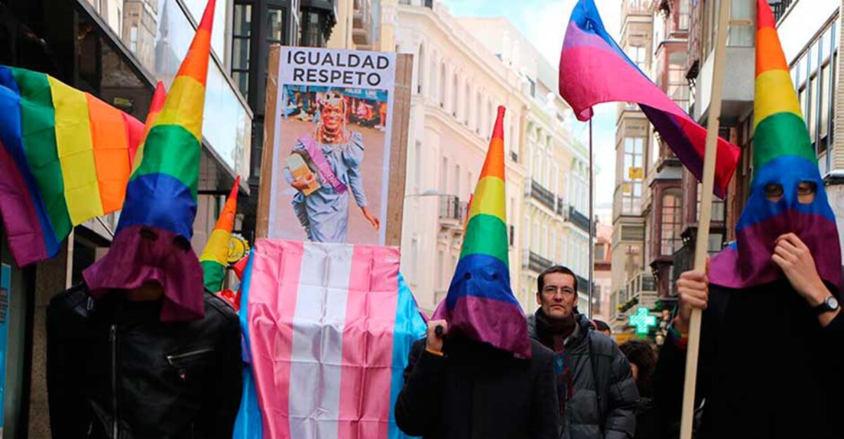 La censura del vicario general de Córdoba al artículo LGTBI de un cofrade
