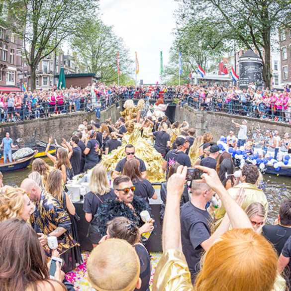 Este verano, vive el original Orgullo de Ámsterdam gracias a este descuento de KLM