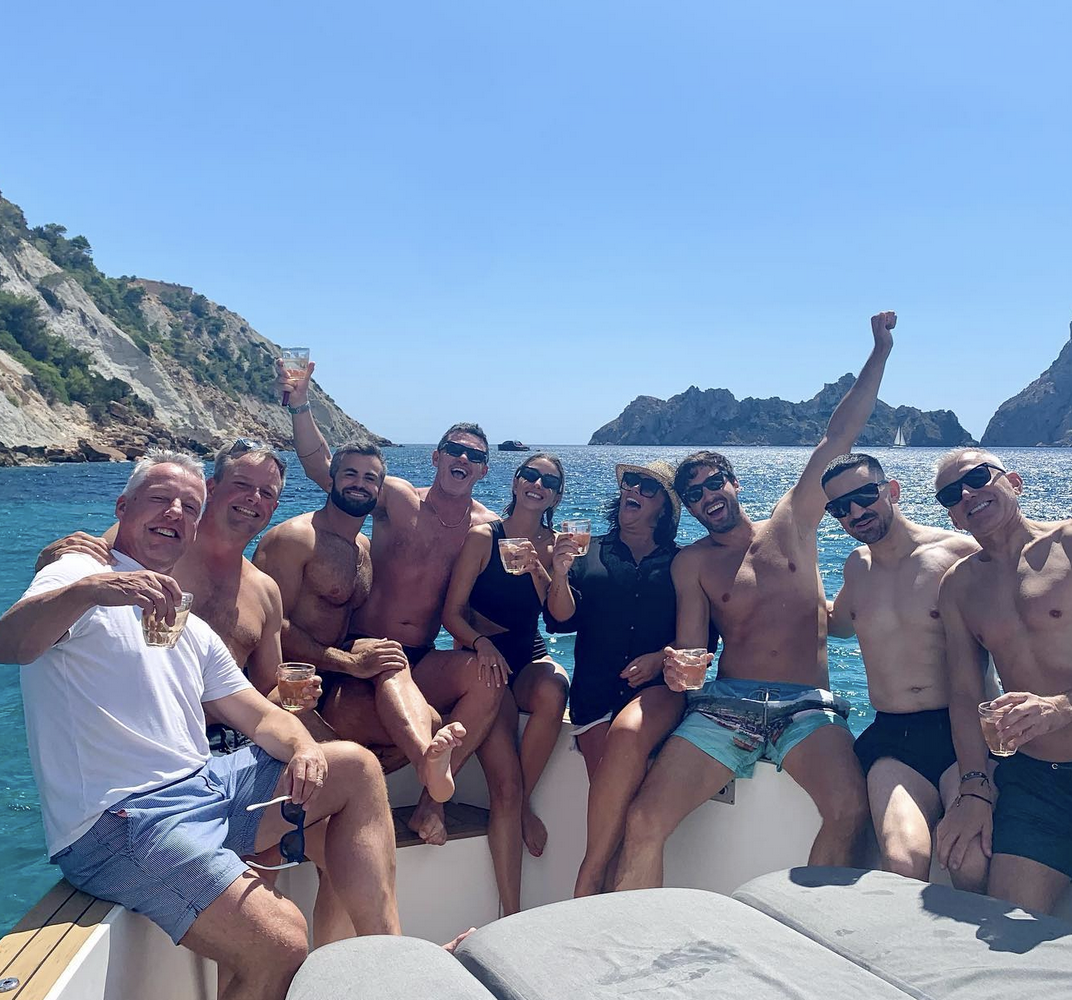 Las vacaciones de Luke Evans y su novio español en Alicante, Ibiza y Madrid