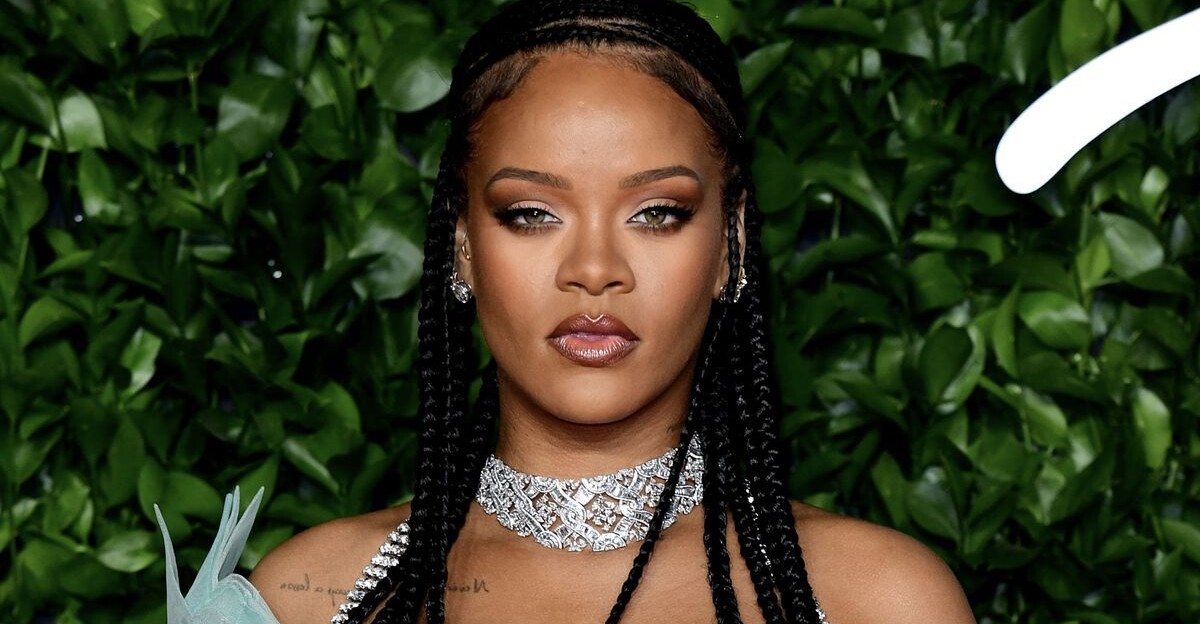 Cinco razones por las que Rihanna es la anfitriona perfecta del intermedio de la Super Bowl