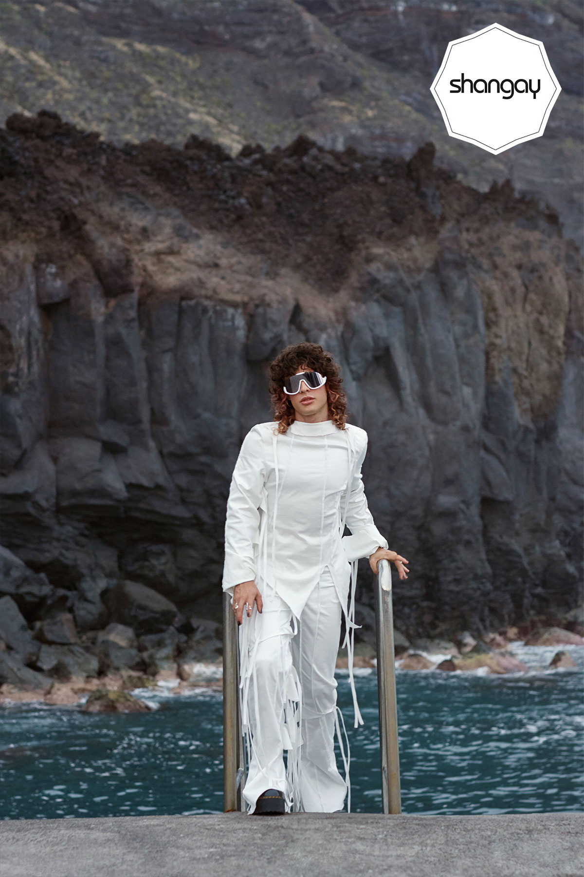 Todas las fotos de Leo Rizzi en La Palma para la portada de Shangay Voyager