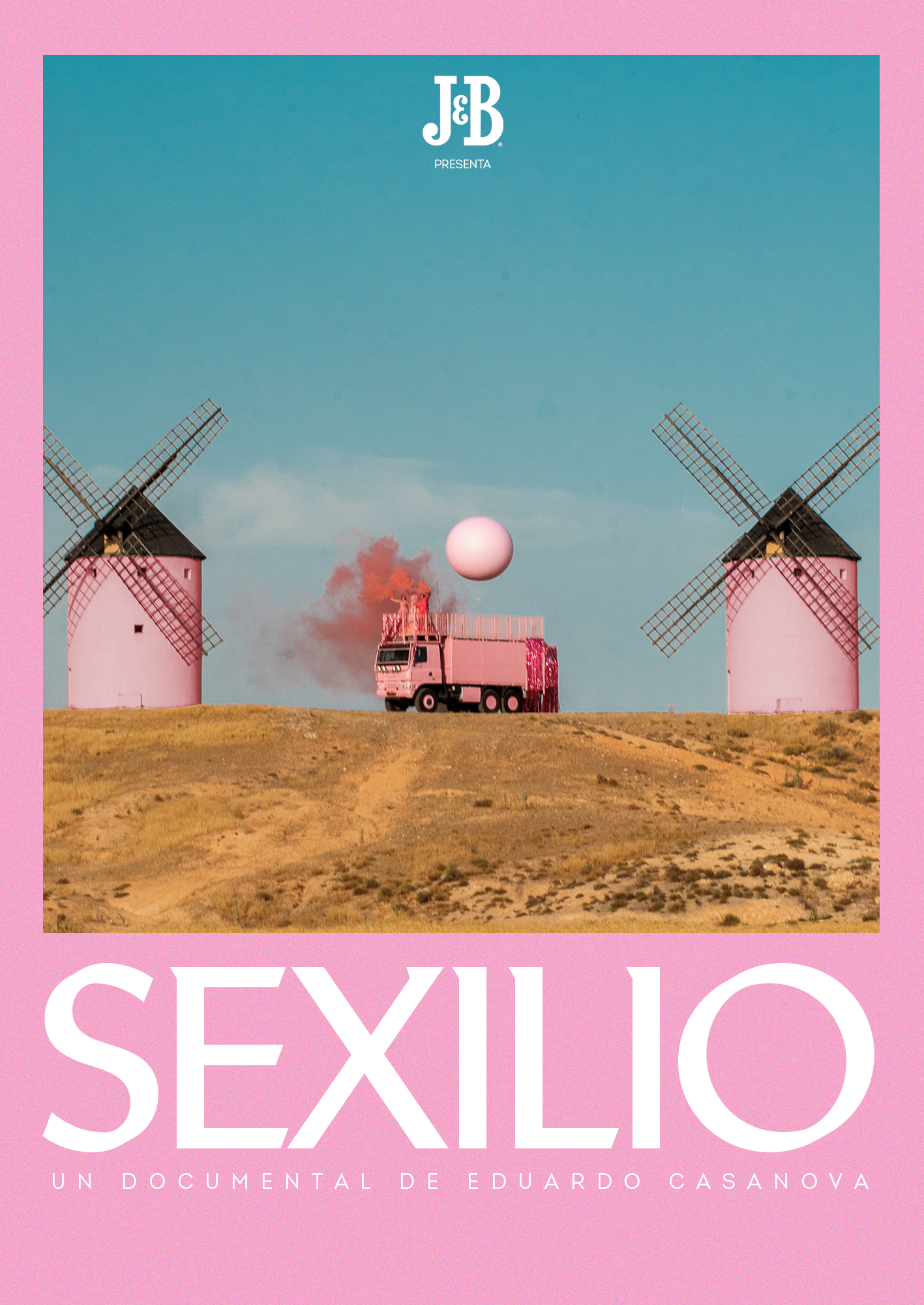 'Sexilio': Eduardo Casanova triunfa con su documental sobre la realidad LGTBI en los pueblos de España