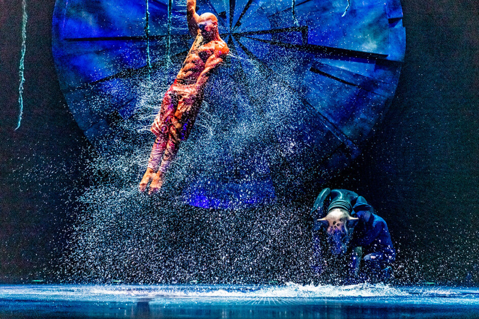 Crítica: Cirque du Soleil propone un fascinante espectáculo poético en 'LUZIA'