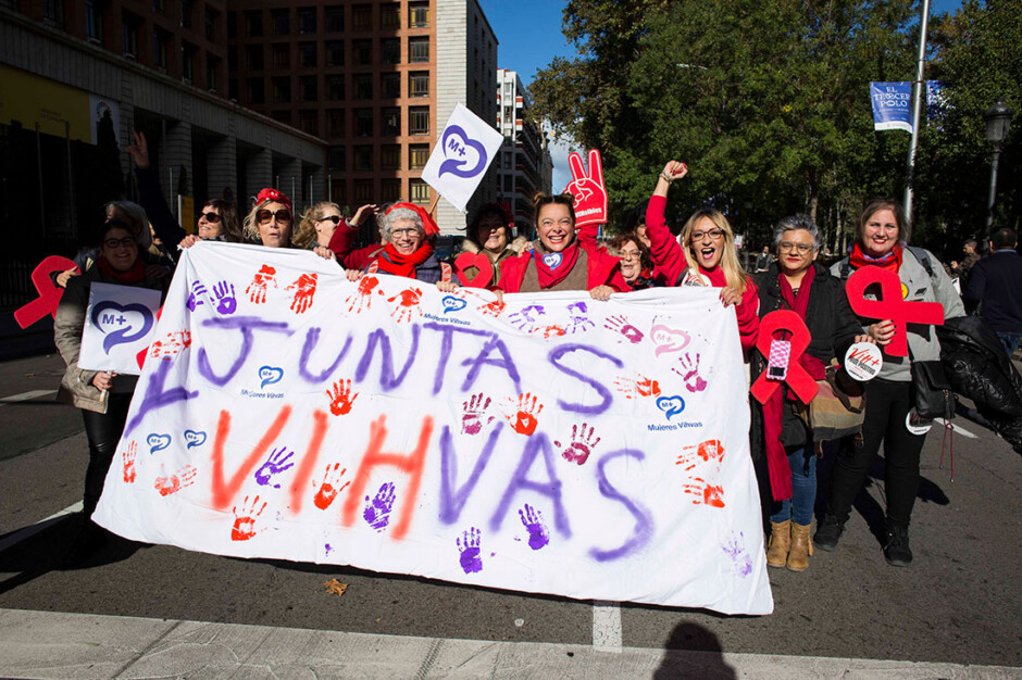 Más de 2.000 personas participan en la Marcha Posithiva en Madrid contra el estigma del VIH y sida