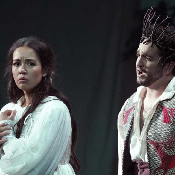 Reparto de gran lujo en 'La sonnambula' del 'solo sí es sí' del Teatro Real: así sí se canta