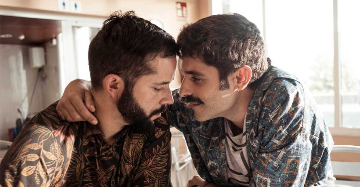 '8 años', la última película de Isabel Torres, es una apasionada (y musical) 'road movie' gay en La Palma