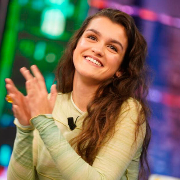 Amaia celebra su cumpleaños cantando en japonés 'Yamaguchi'