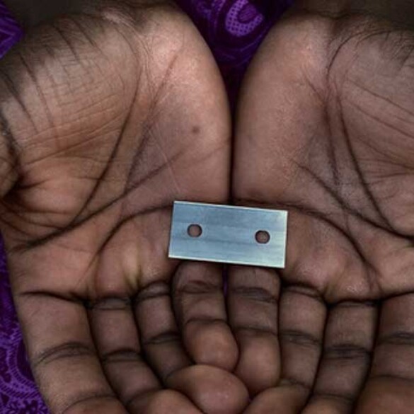 Ayudemos a terminar con la mutilación genital femenina: testimonio real del abuso silenciado (al que Ivan Mañero quiere dar luz)