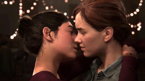 'The Last of Us': Bella Ramsey confirma la relación lésbica de Ellie