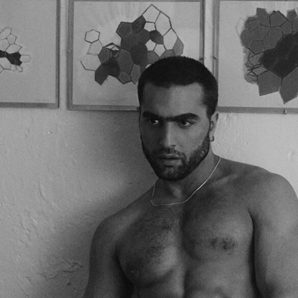 Javier des León: "Me interesa comunicar con el desnudo y el sexo"