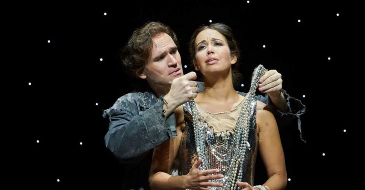 Nadine Sierra y Michael Fabiano, pasión (prohibida) en la 'Manon' del Liceu