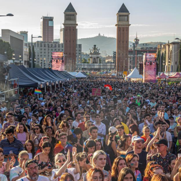 Pride! Barcelona bate el récord de participación en la manifestación del Orgullo LGTBIQ+