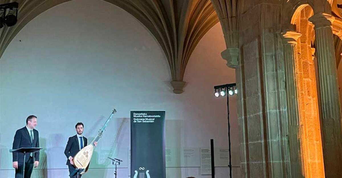 Daniel-Zapico-y-Carlos-Mena-dieron un concierto en la Quincena-Musical-de-San-Sebastián en el Museo San Telmo