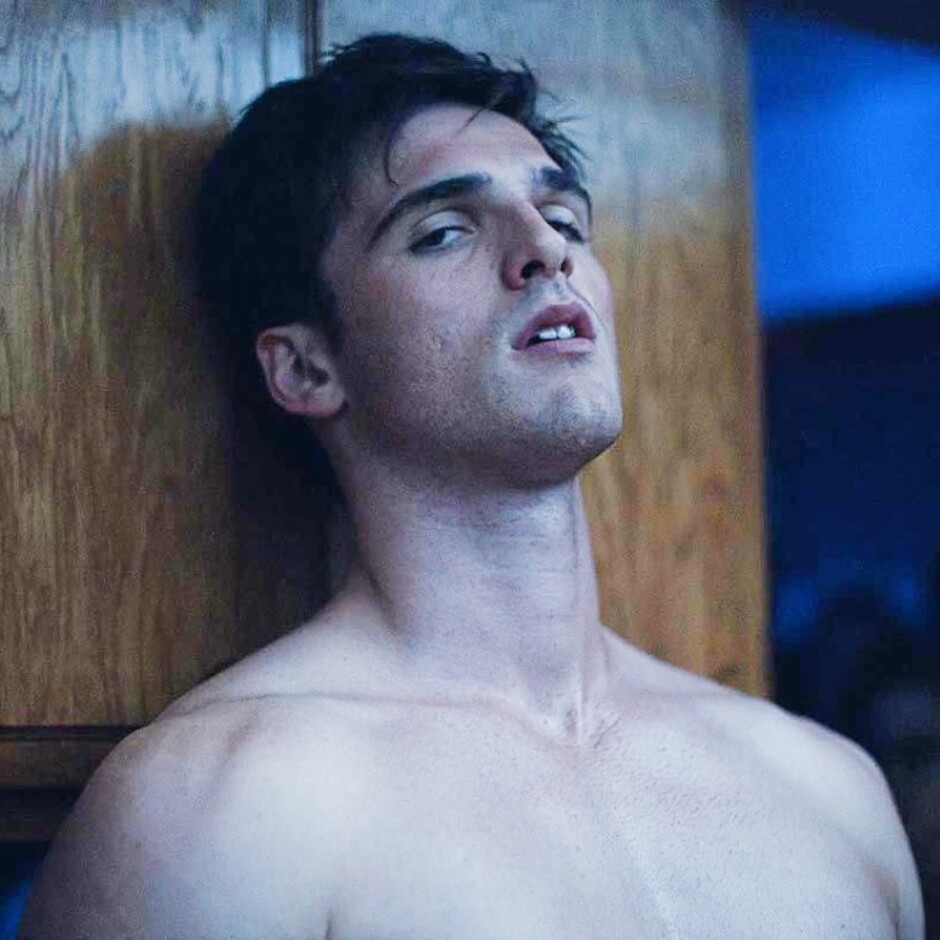 Jacob Elordi sube la temperatura con las primeras imágenes de 'Saltburn', el thriller gay erótico que protagoniza