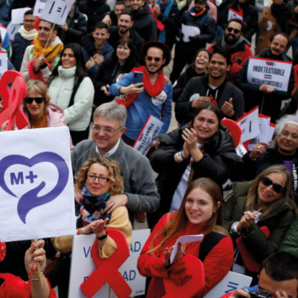'Pride Positivo', la marcha que toma las calles de Madrid para frenar el estigma del VIH